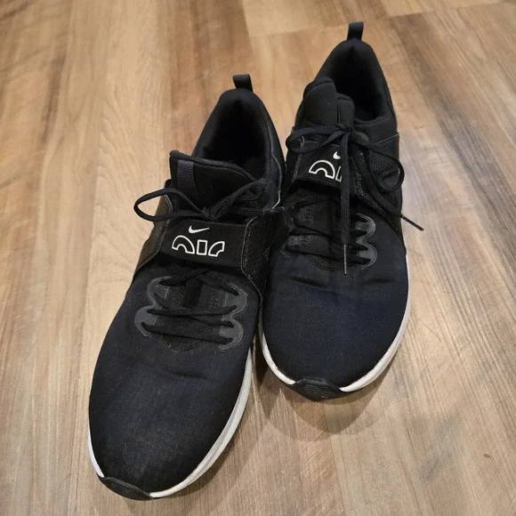 Nike Air Max Bella Black & White Athletic Sneakers Womans Size 11 - Picture 3 of 7